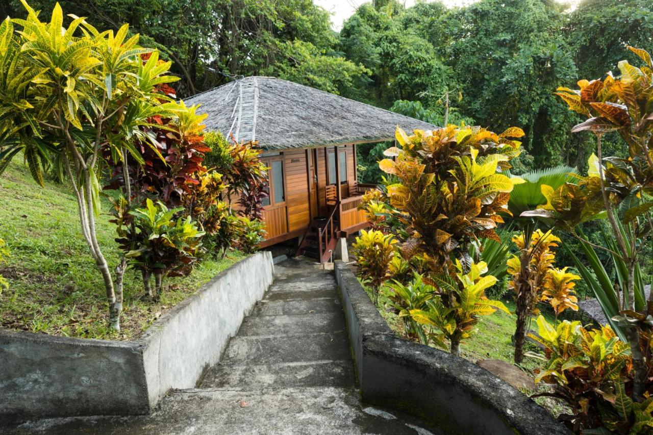 K2 Lembeh Dive Resort Bitung Extérieur photo