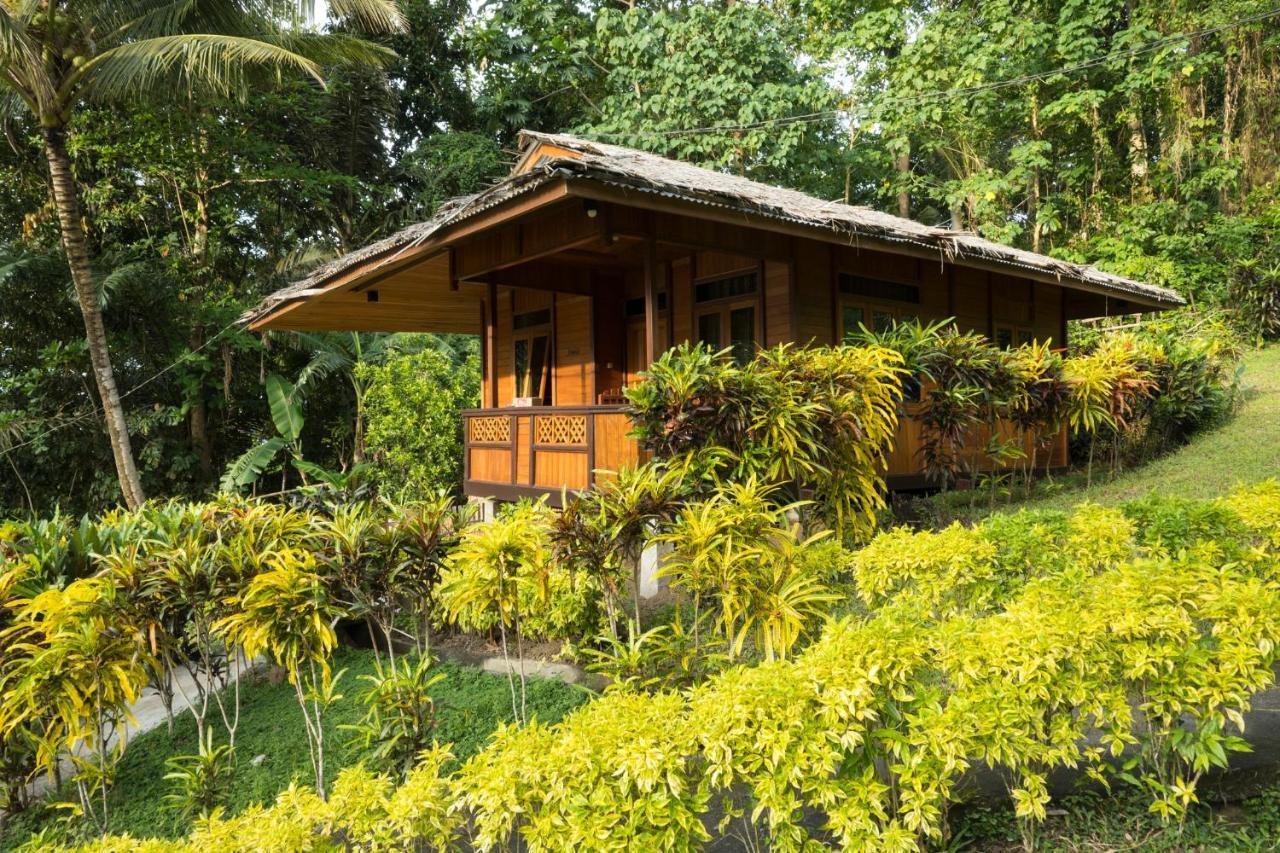 K2 Lembeh Dive Resort Bitung Extérieur photo